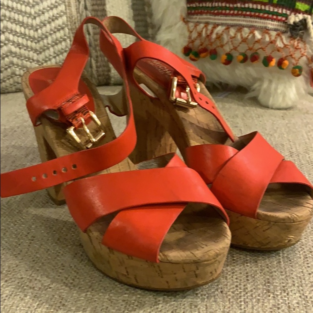 Micheal Kors wedges